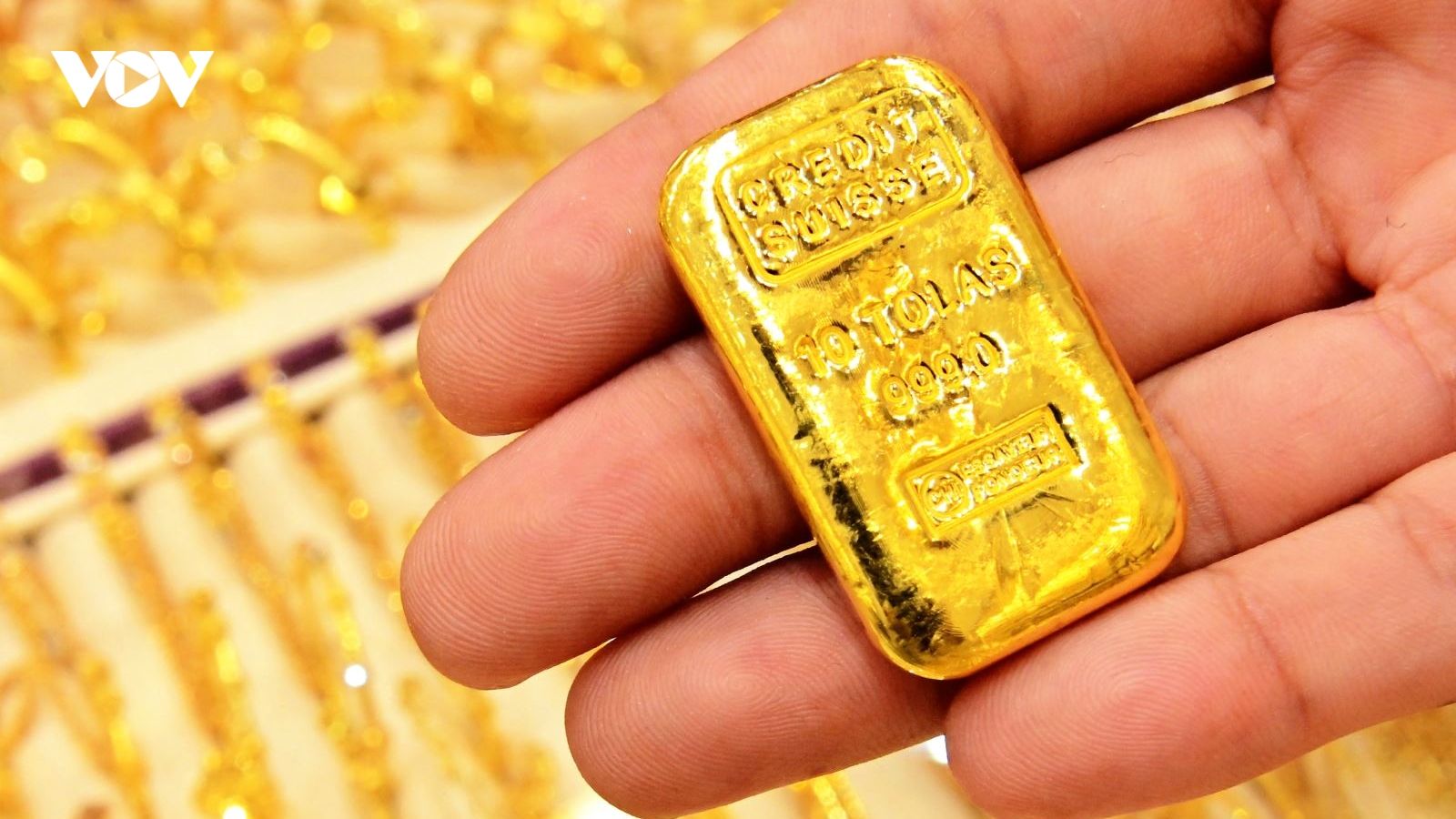 Giá vàng trong nước và thế giới đồng loạt tăng trong phiên giao dịch cuối tuần