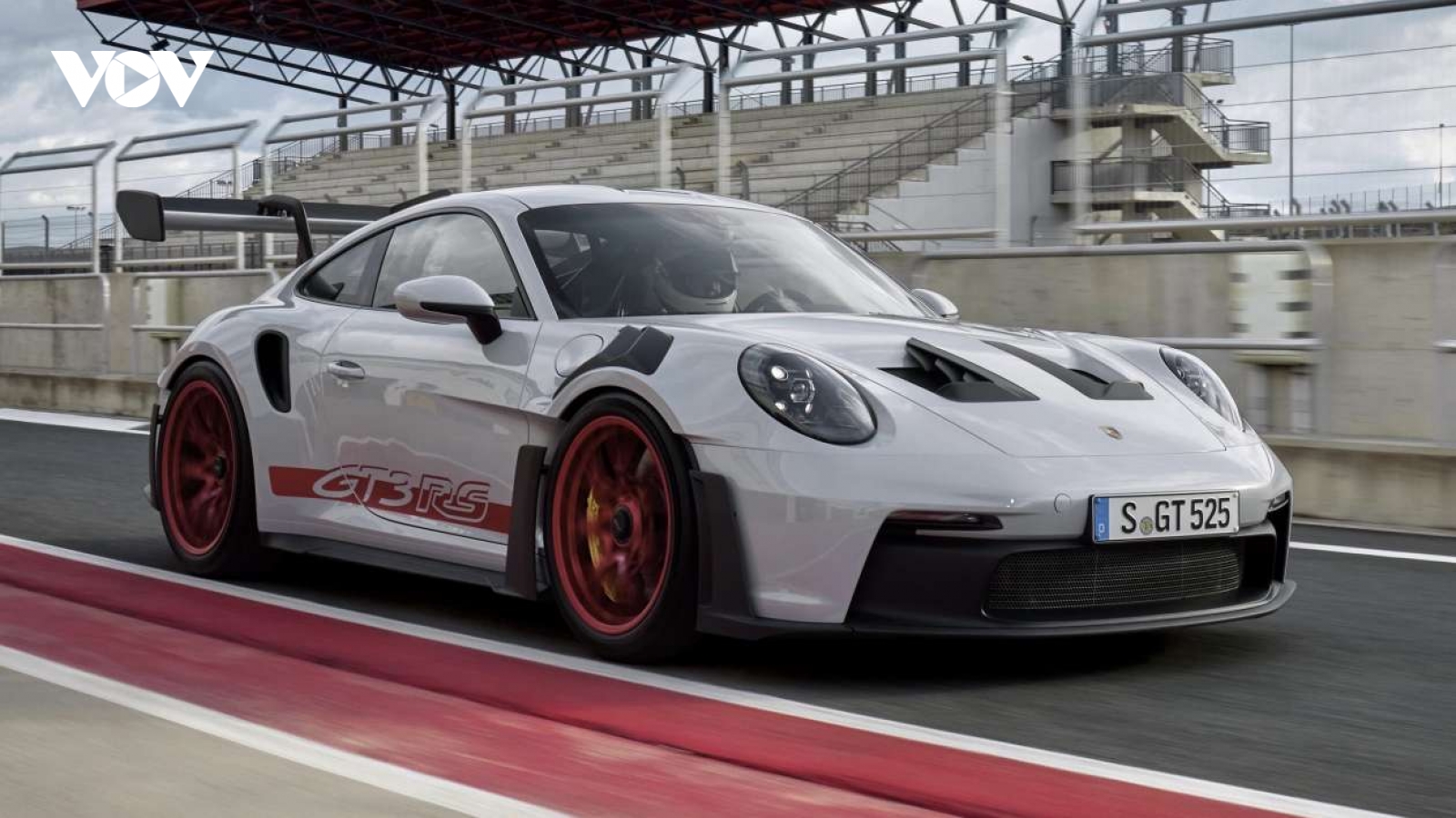 Cận cảnh Porsche 911 GT3 RS thế hệ mới