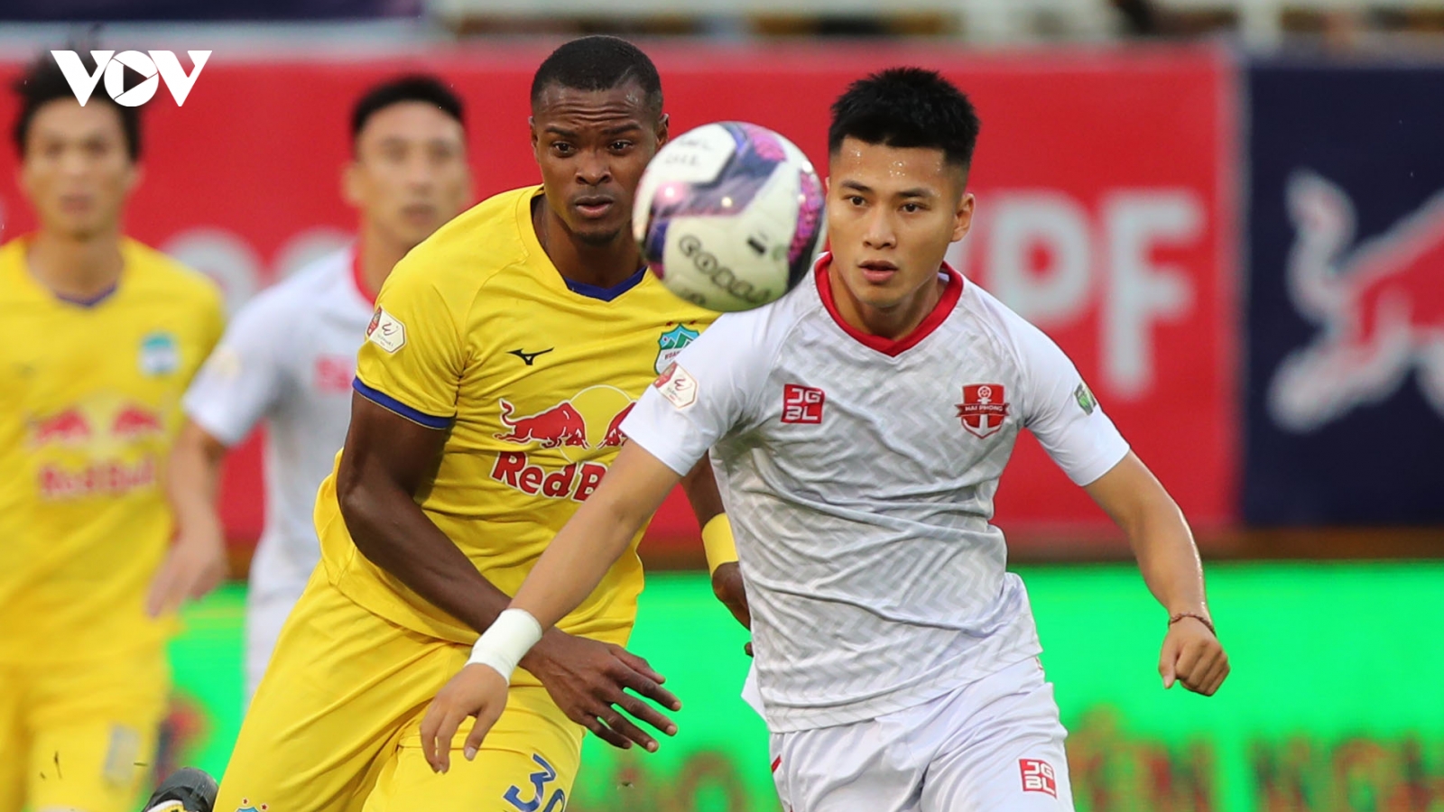 Thua đau Hải Phòng, HAGL hụt hơi trong cuộc đua vô địch V-League 2022