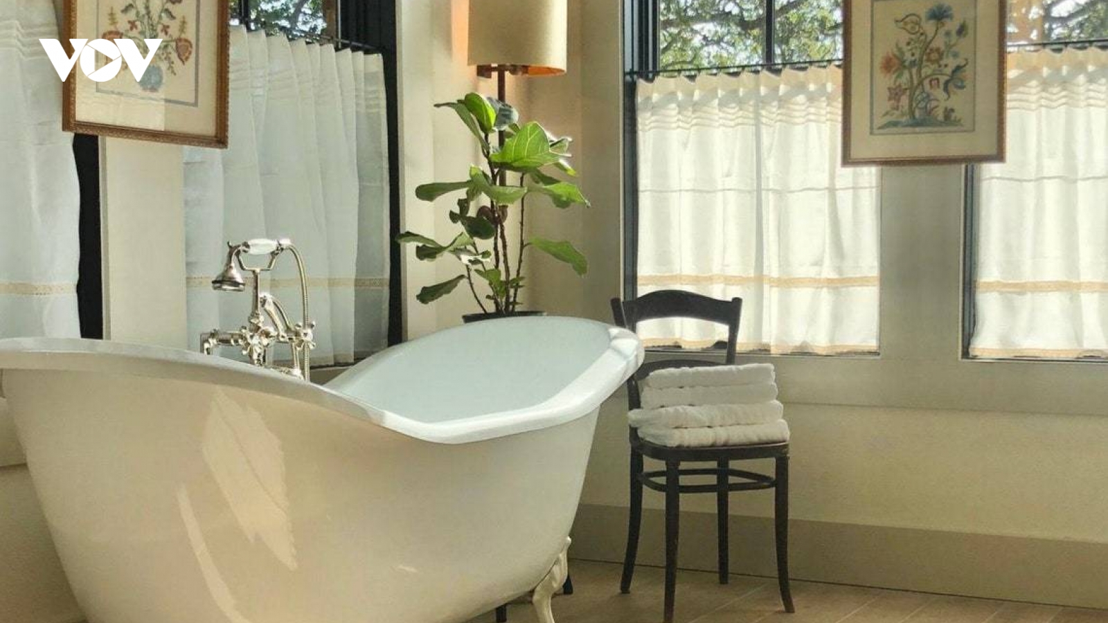 Những ý tưởng lựa chọn rèm cho phòng tắm