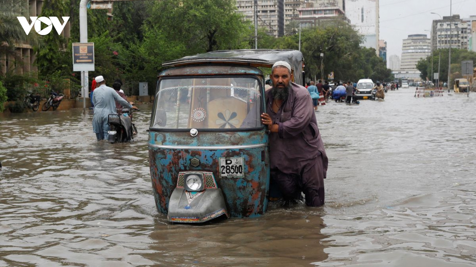 Pakistan ban bố tình trạng khẩn cấp vì mưa lớn