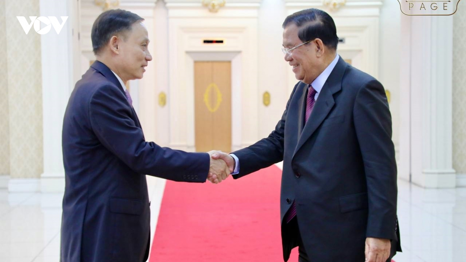 Lãnh đạo Đảng, Thượng viện, Quốc hội, Chính phủ Campuchia tiếp ông Lê Hoài Trung