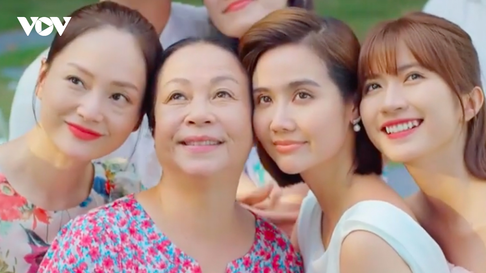 Kết phim "Thương ngày nắng về" đẹp nhưng chưa thỏa mãn người xem