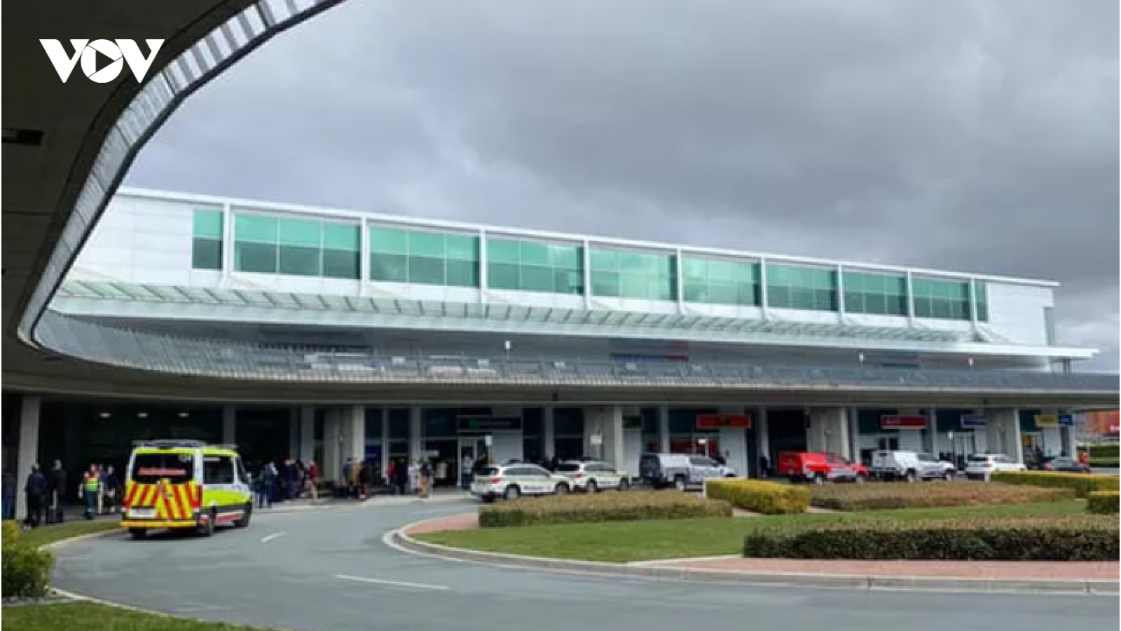 Bắt giữ kẻ xả 5 phát súng gây náo loạn sân bay ở Canberra, Australia