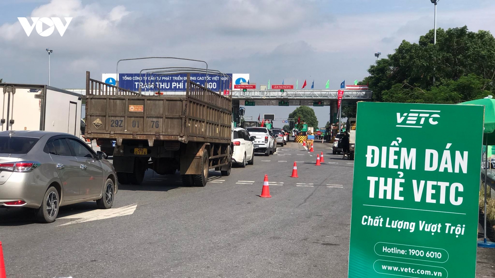 Tổng cục Đường bộ nói gì khi Viettel tố VETC dán chồng 40.000 thẻ ETC?