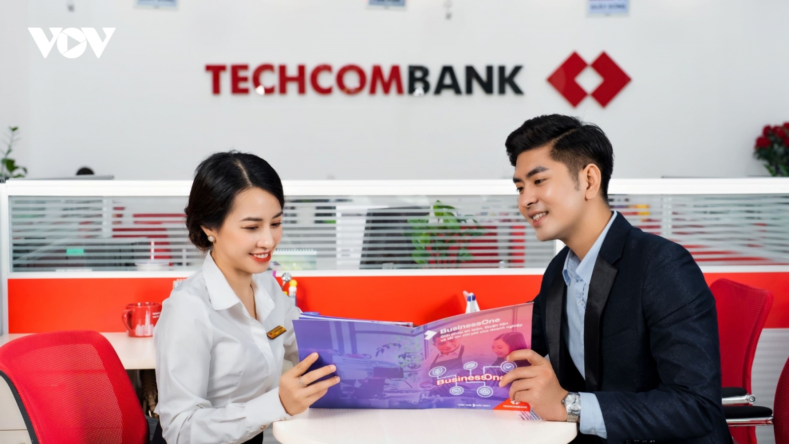 Techcombank được vinh danh là “Ngân hàng bán lẻ tốt nhất 2022"