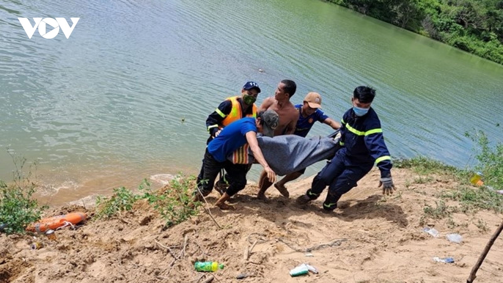 Tìm thấy thi thể người đàn ông đuối nước ở lòng hồ thuỷ điện tại Quảng Nam