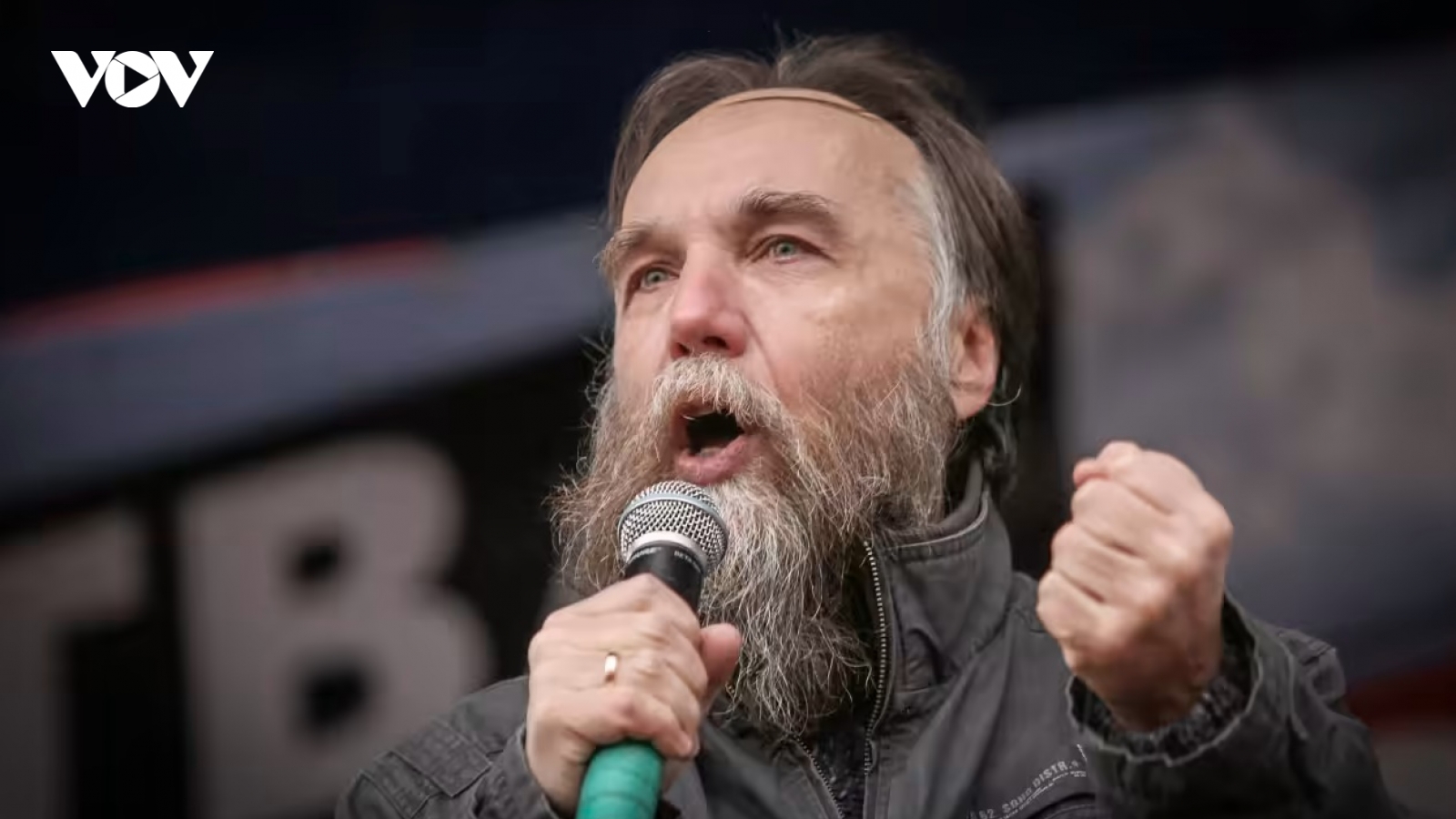 Triết gia Dugin có mối liên hệ thế nào với quân đội Nga và ông Putin?