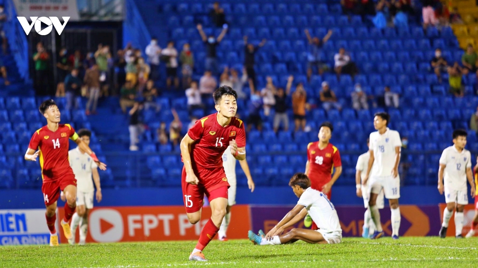 U19 Việt Nam đánh bại U19 Thái Lan, tranh ngôi vô địch với U19 Malaysia