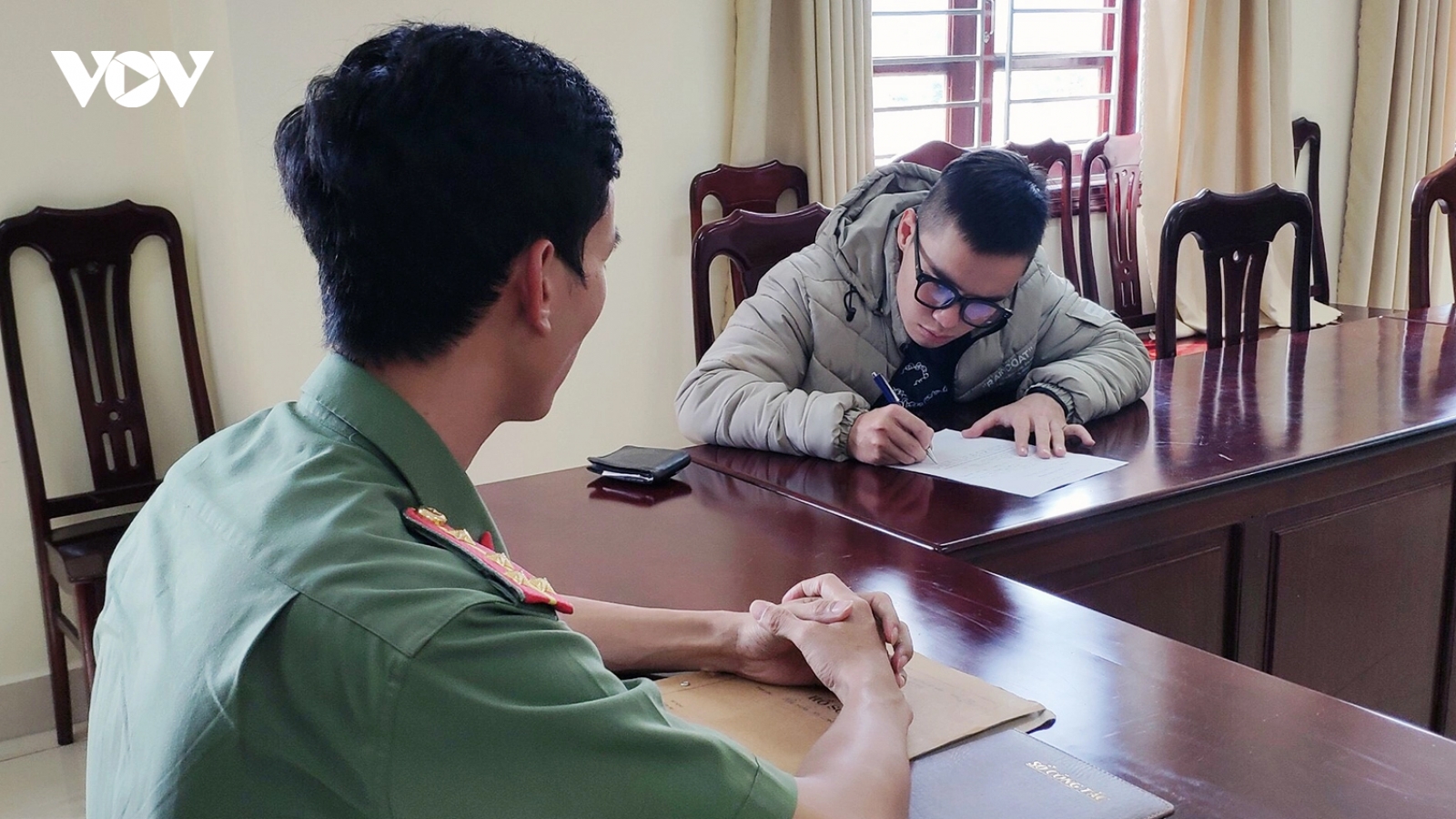 Thanh niên đăng Tiktok xúc phạm người miền Trung bị công an triệu tập