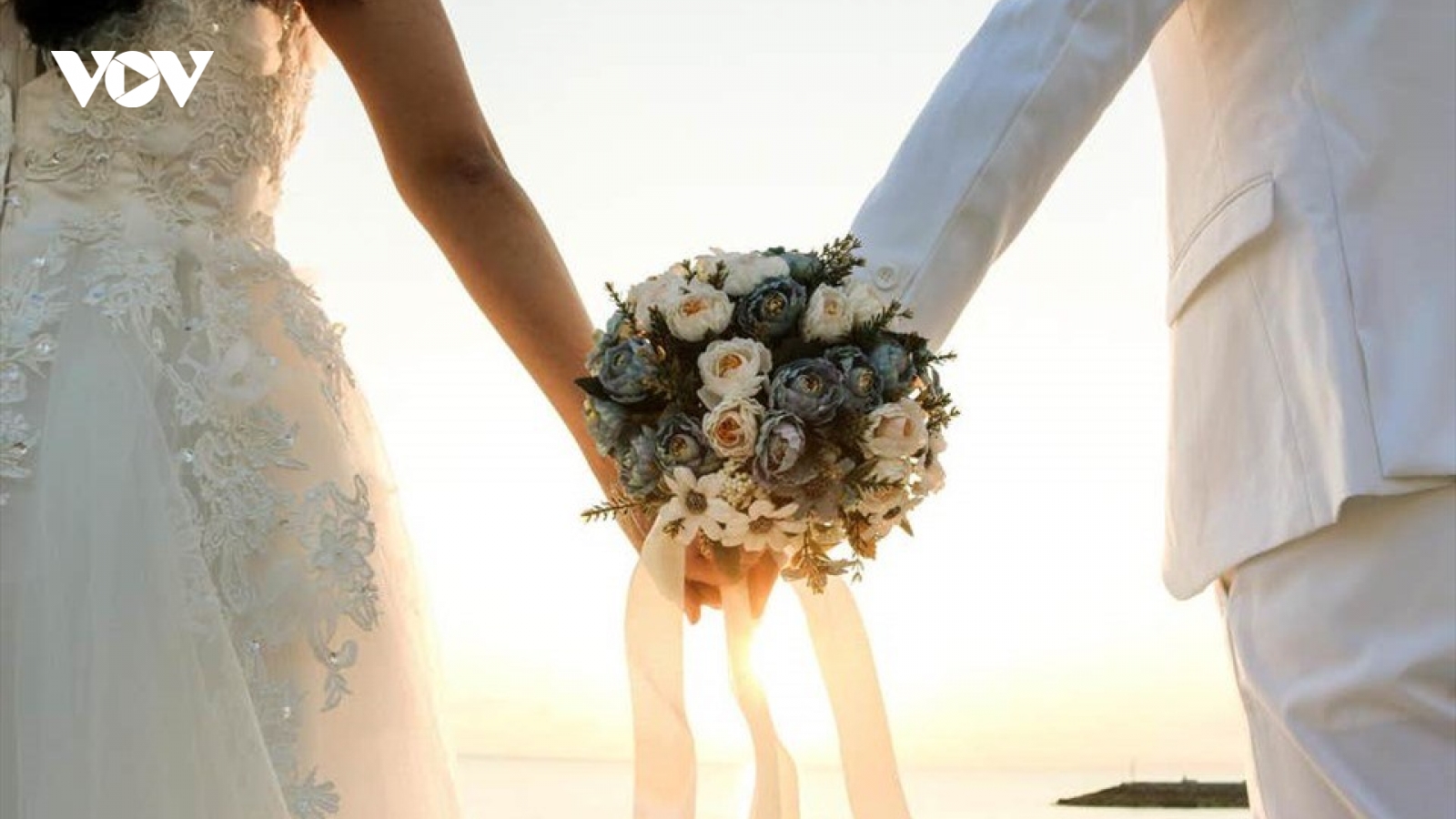 Làm sao để người trẻ không sợ hôn nhân?