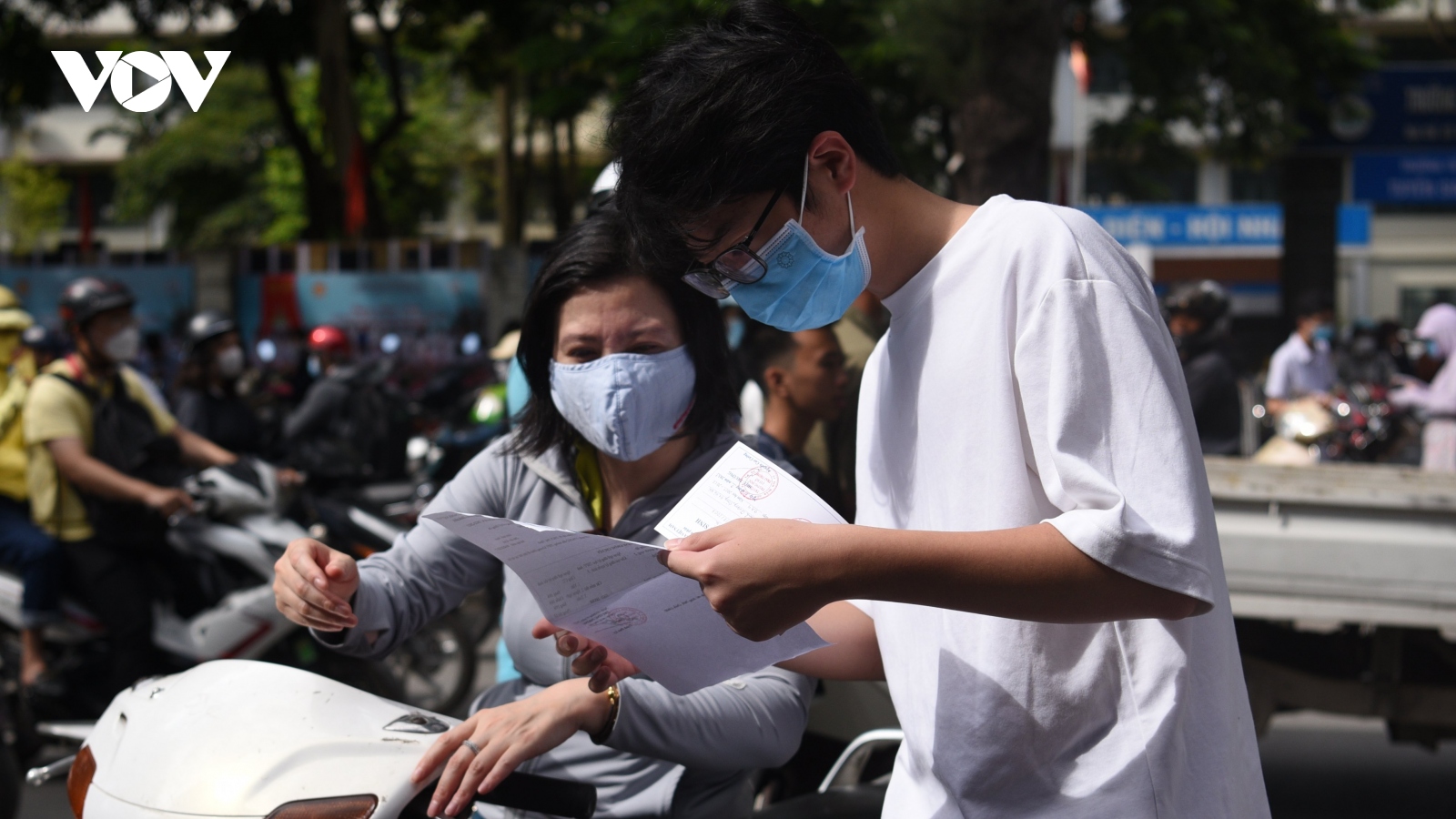 Tự chủ đại học: Học phí tăng “chóng mặt”, chất lượng đào tạo có tăng?