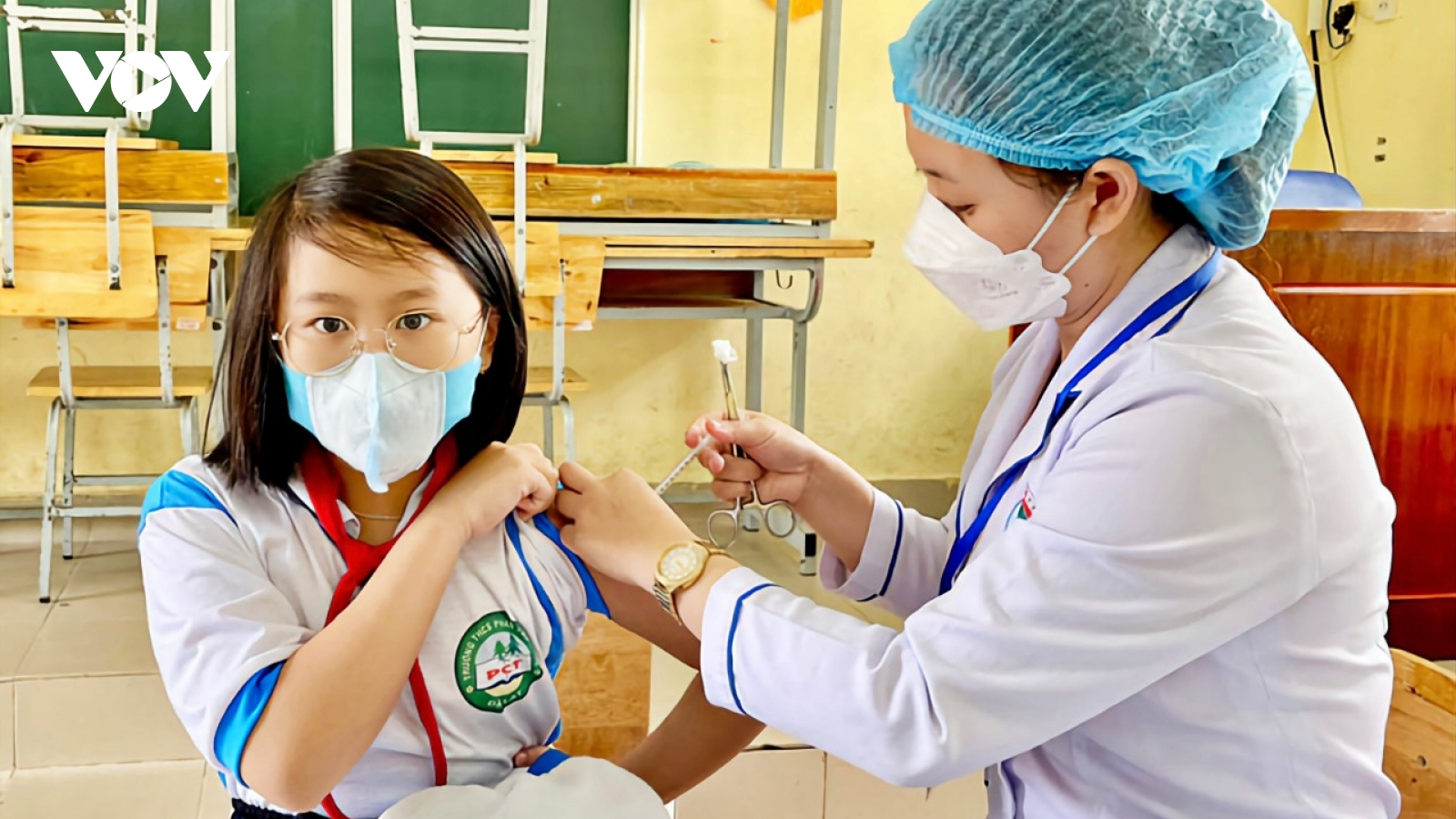 Lâm Đồng đẩy mạnh tiêm vaccine Covid-19 cho học sinh trước khai giảng