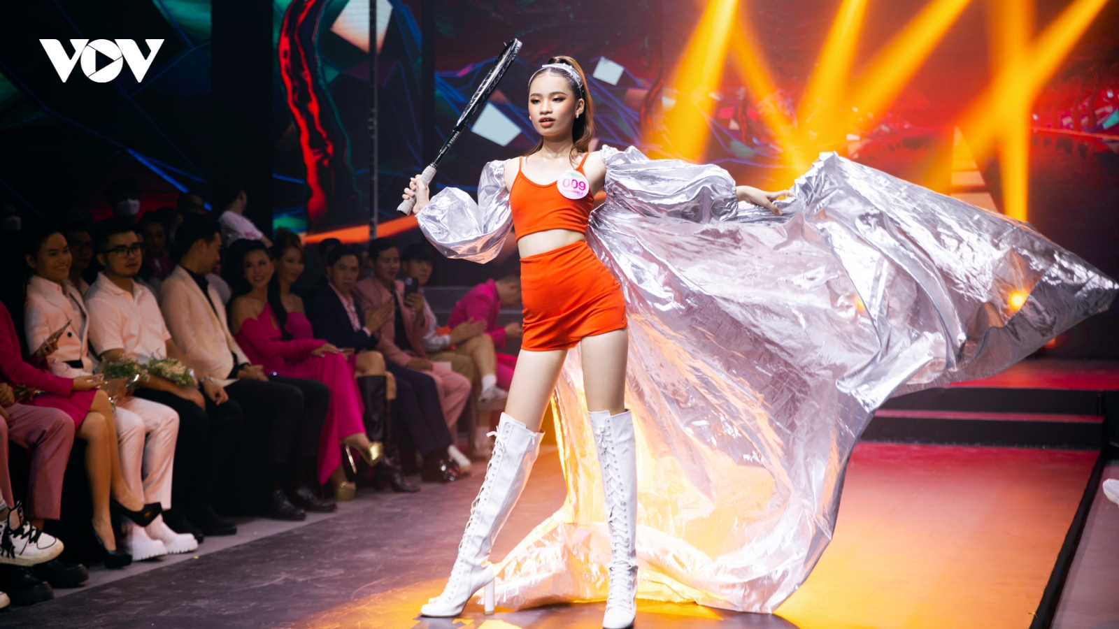 Người mẫu nhí 13 tuổi giành giải vàng Teen Models Vietnam mùa đầu tiên