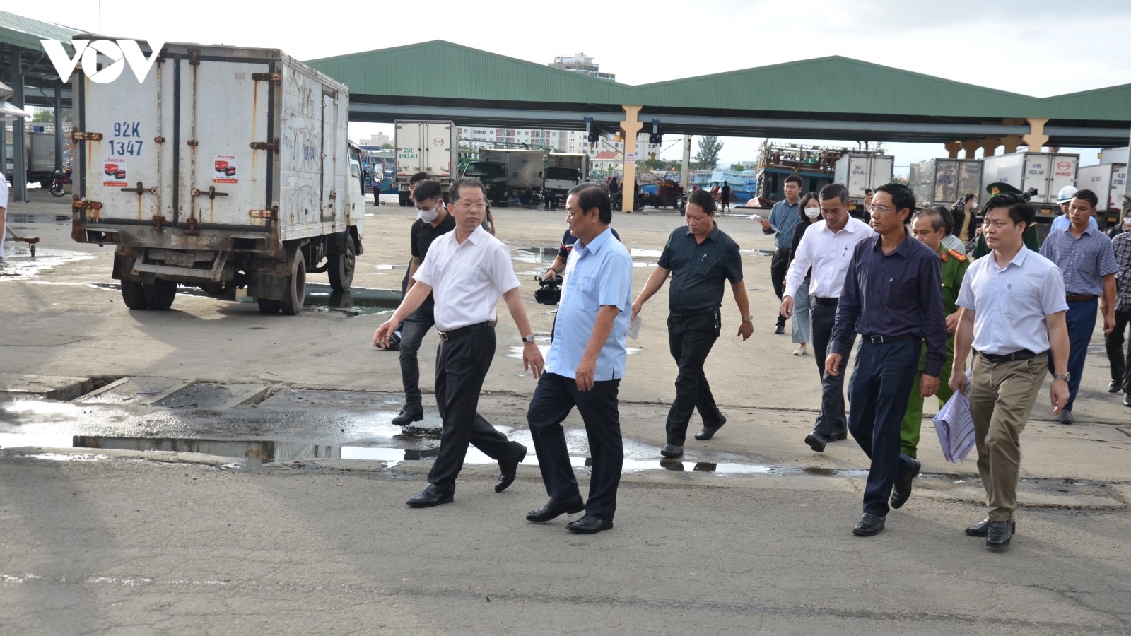 Bộ trưởng Lê Minh Hoan kiểm tra công tác ứng phó bão Noru tại Đà Nẵng