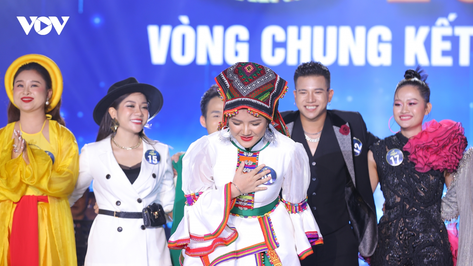 Sao Mai 2022 đêm thi thứ 2: Thính phòng già nua, nhạc nhẹ trẻ trung