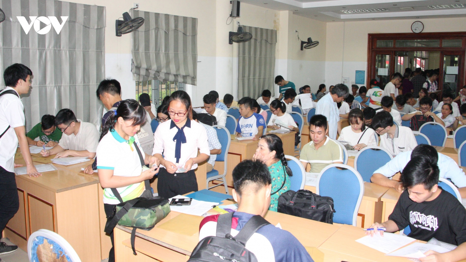 Tuyển sinh 2022: Nhiều vấn đề cần khắc phục
