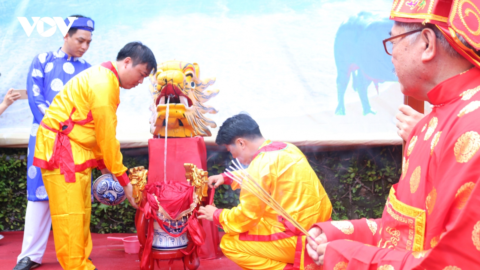 Độc đáo lễ rước nước trong Lễ hội chọi trâu truyền thống Đồ Sơn năm 2022