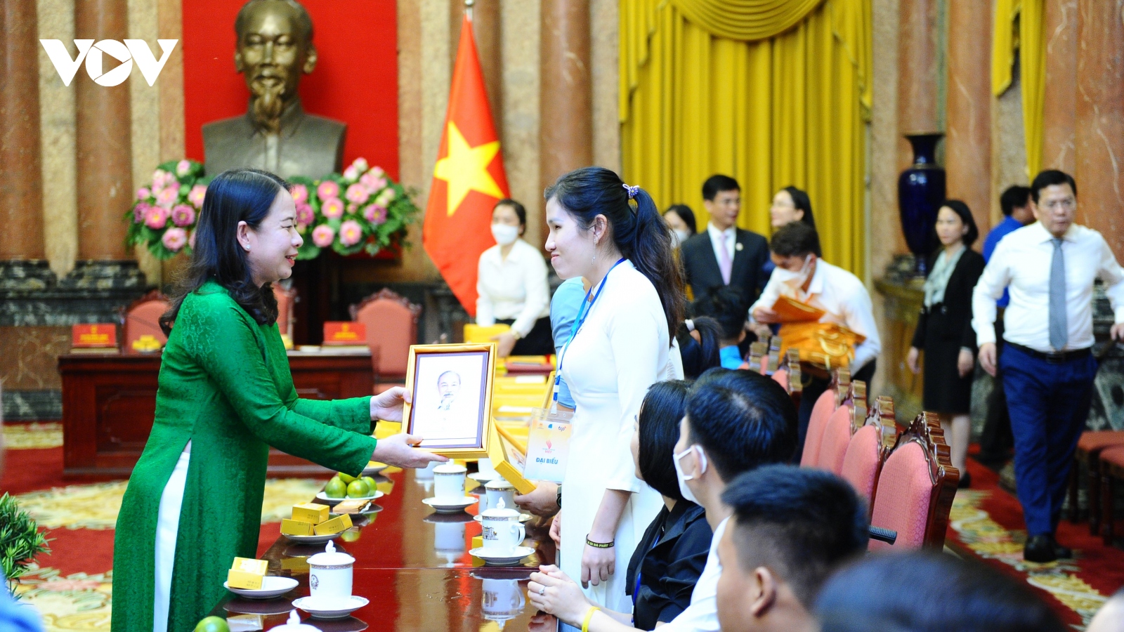 Phó Chủ tịch nước gặp Đoàn đại biểu thanh niên khuyết tật tiêu biểu toàn quốc