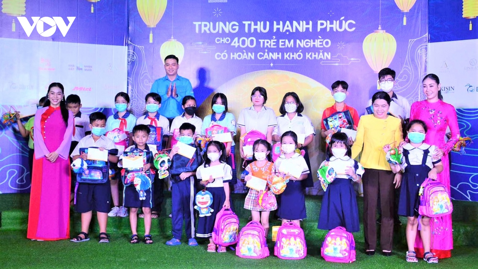 TP.HCM tổ chức đêm “Trung thu hạnh phúc” cho 400 trẻ em mồ côi do Covid-19