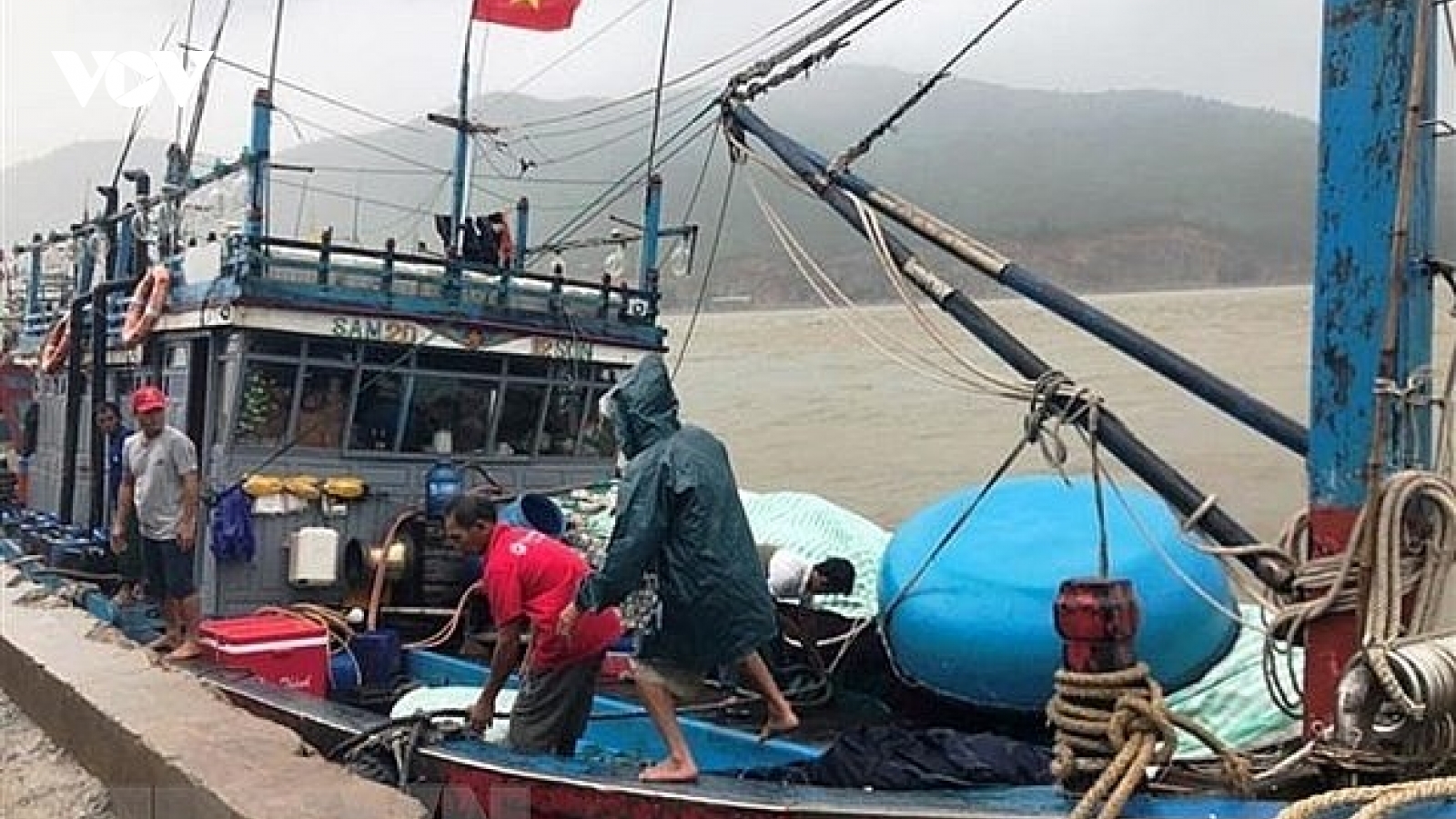 Kinh nghiệm ứng phó với bão lũ, nhìn từ thực tế cơn bão số 4