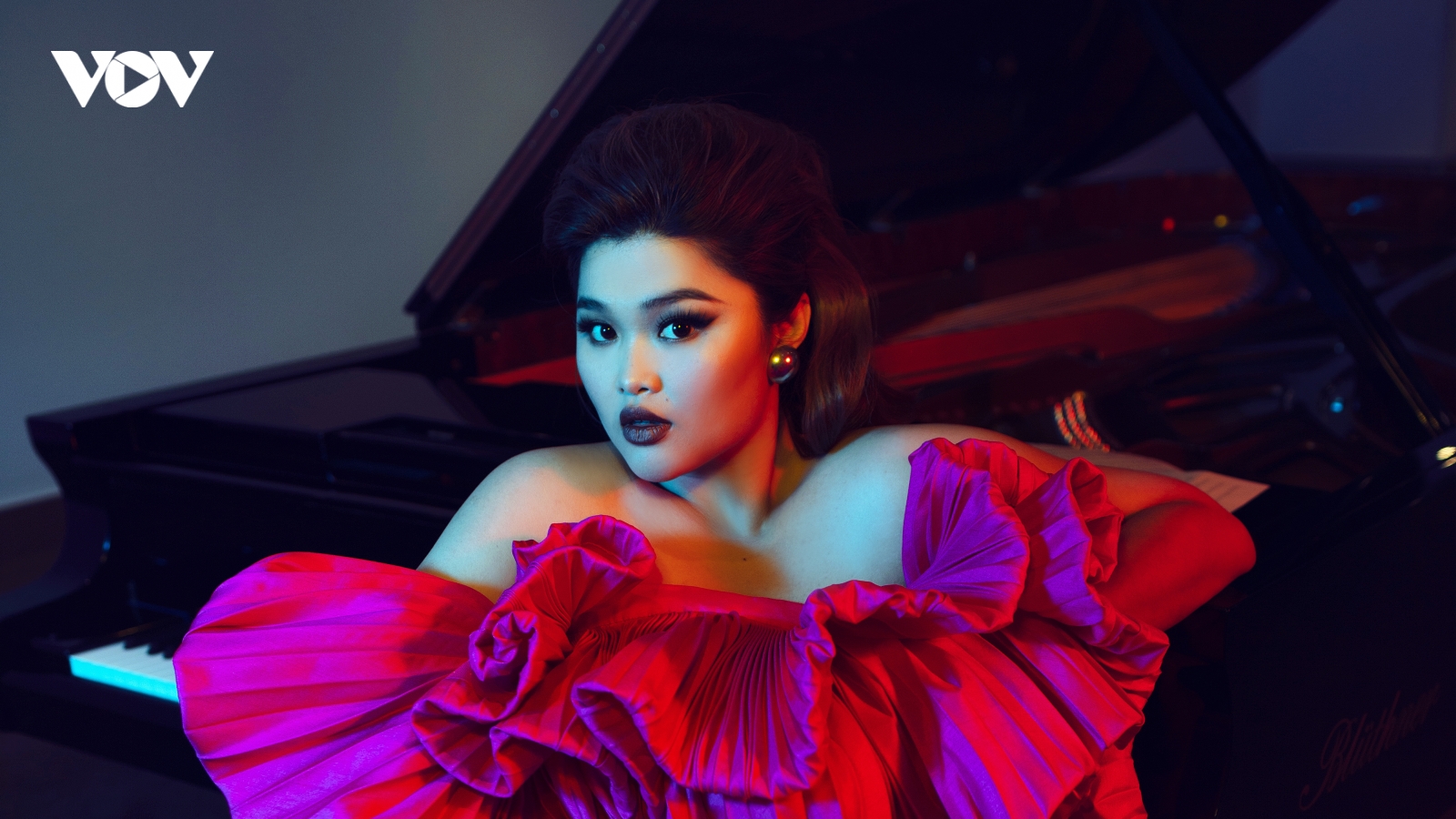 Học trò Thanh Bùi ra mắt MV đầu tay sau 7 năm giành ngôi vị Á quân Vietnam Idol