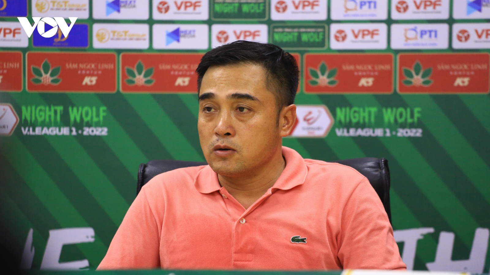 Bình Định ''đại thắng'' Hà Nội FC, HLV Đức Thắng vẫn không hài lòng về trọng tài