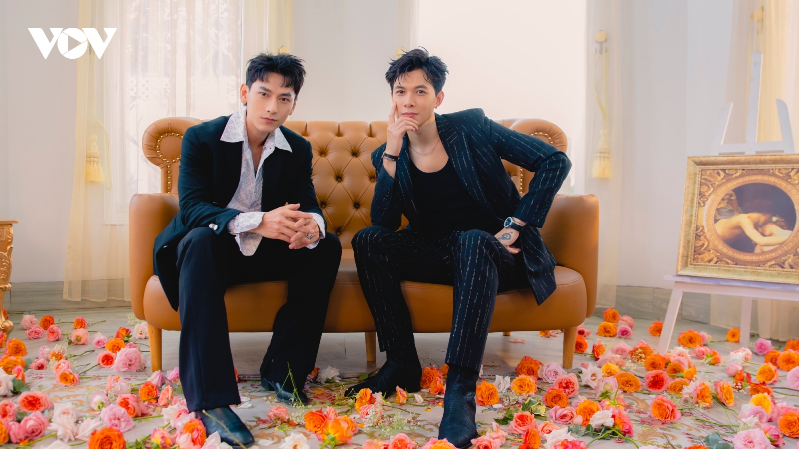 Isaac, Anh Tú "đốn tim" với phiên bản RnB của "Ngồi yên anh sang ngay"