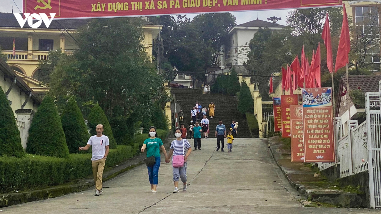 Sa Pa nhộn nhịp du khách trong ngày đầu nghỉ lễ