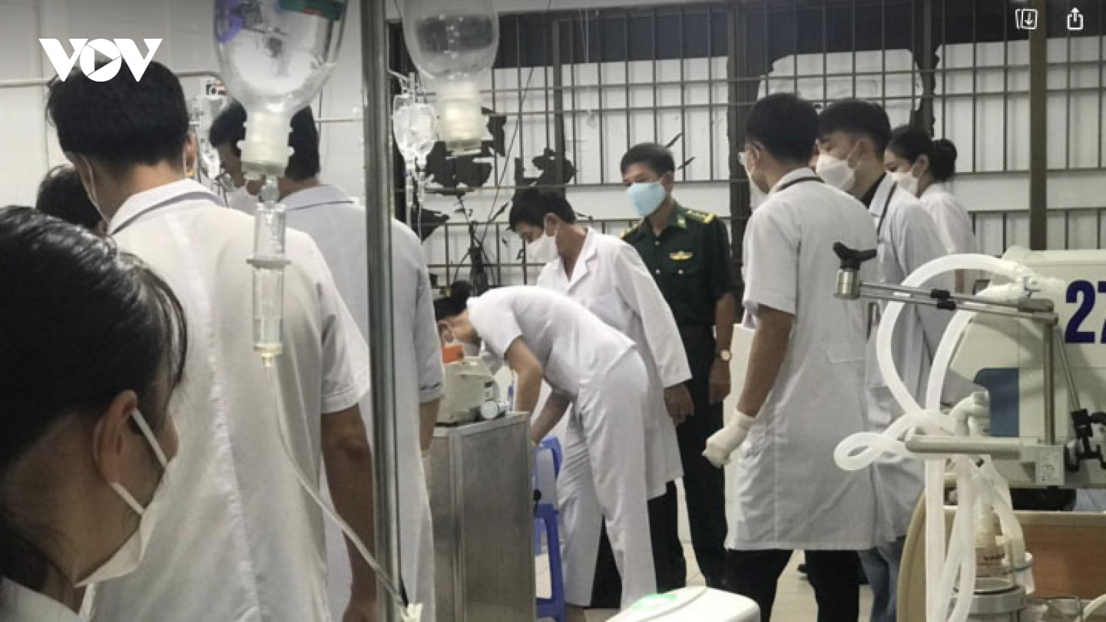 12 người chết trên tàu neo gần Côn Đảo