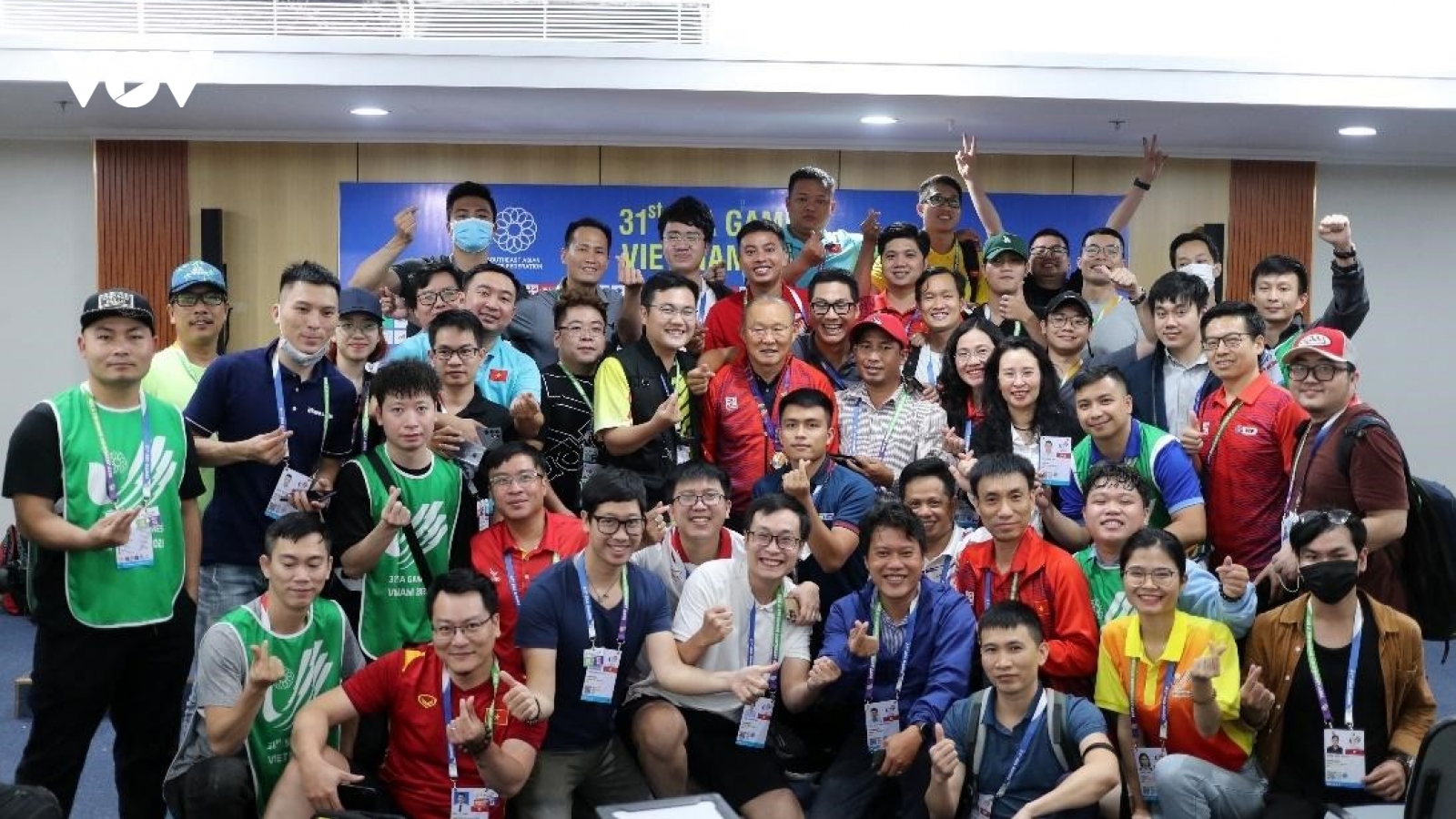 AFC nhận định báo chí, truyền thông là "tiền đạo" chủ lực của bóng đá Việt Nam