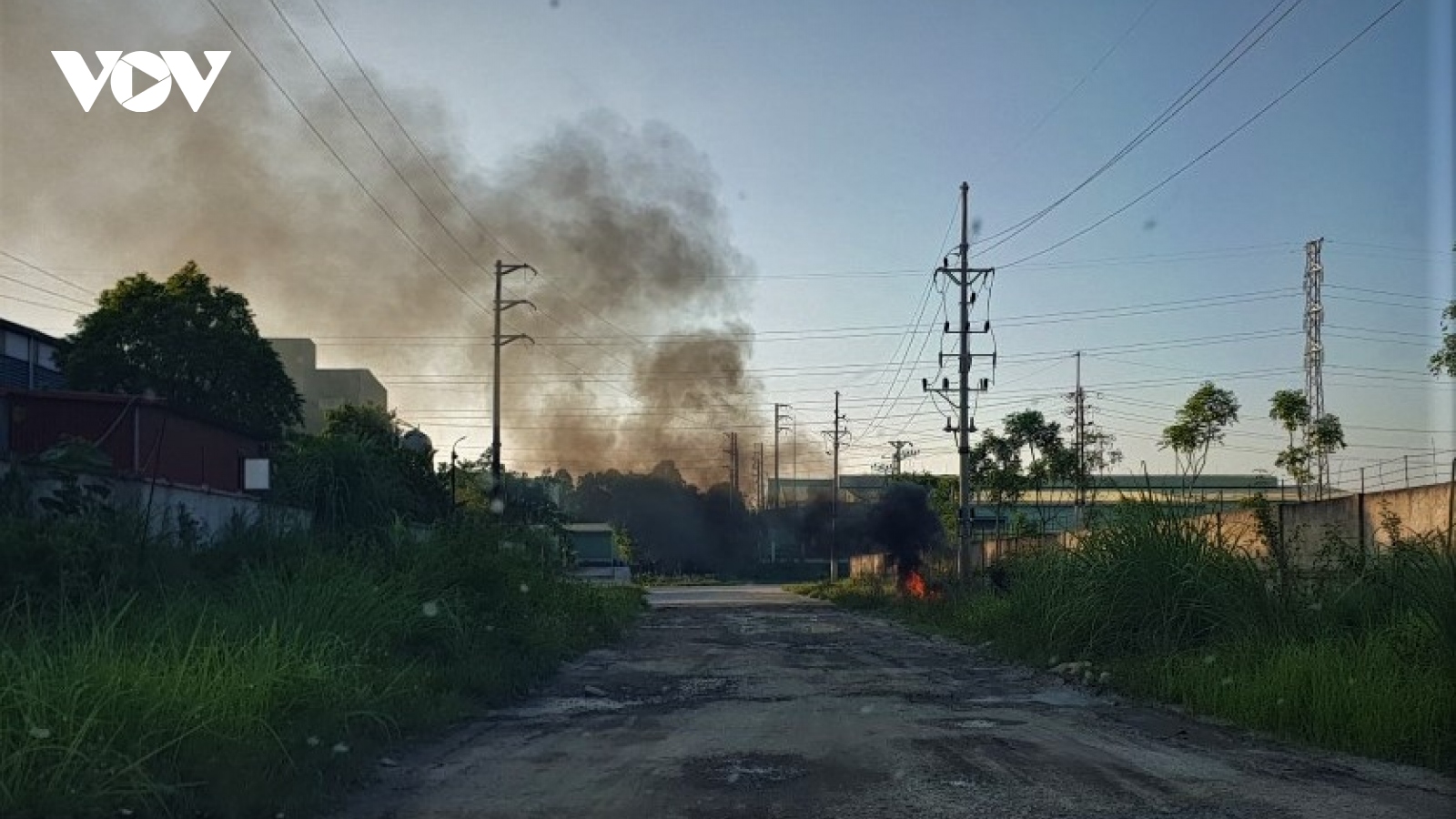 Xuất hiện “lò đốt vô chủ” ở khu công nghiệp phía Nam Yên Bái