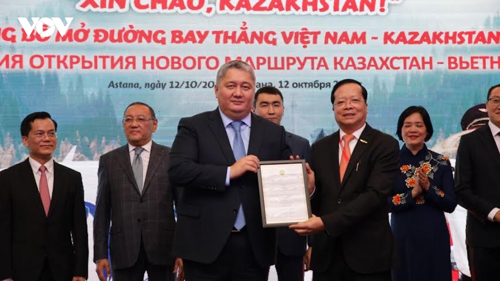 Cơ hội khám phá Việt Nam dành cho du khách Kazakhstan đường bay thẳng Vietjet