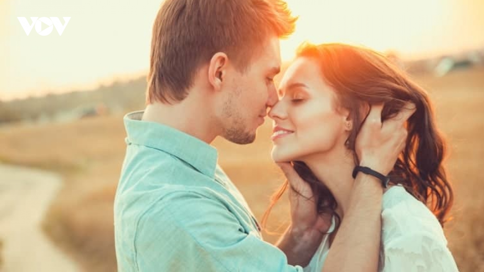 8 lý do tâm lý khiến đối phương trở nên hấp dẫn