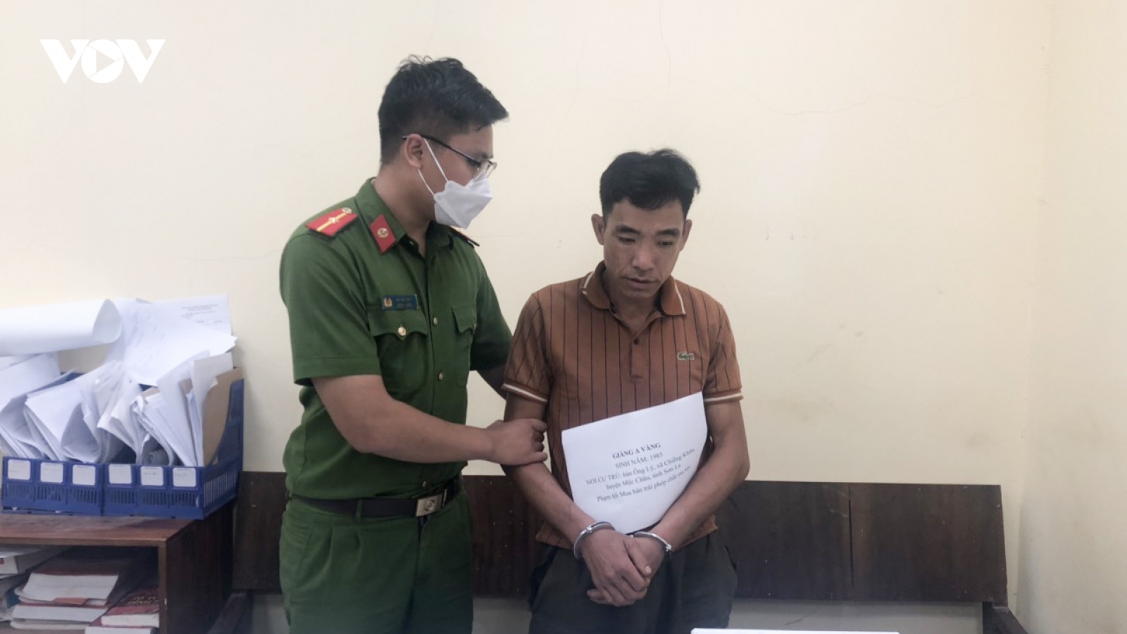 Ôm 18.000 viên ma túy đi bán kiếm lời thì bị “tóm”