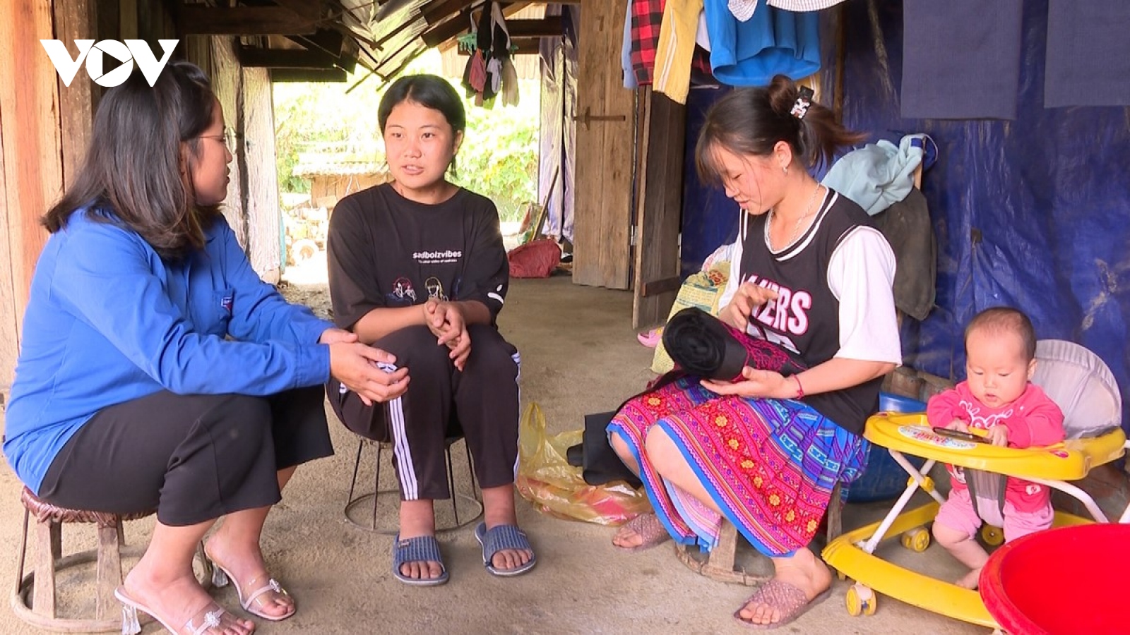 Phụ nữ vùng cao Lai Châu vận động người dân nói không với nạn tảo hôn