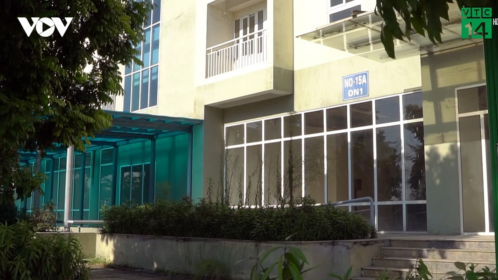 Vì sao người bị thu hồi đất hay bức xúc với nơi tái định cư?