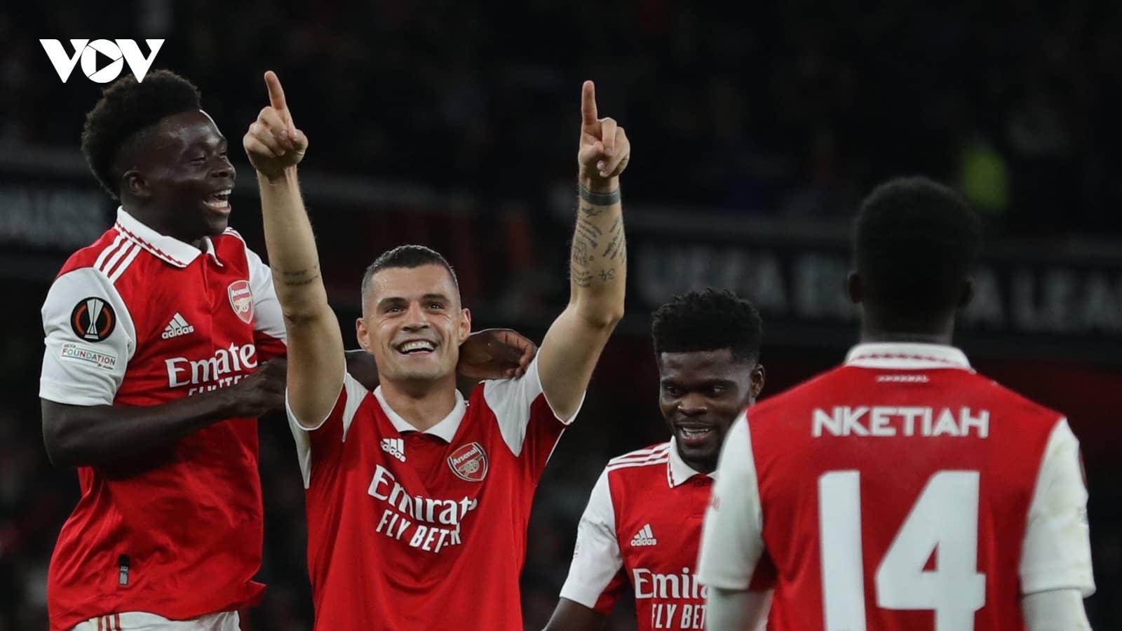 Thắng tối thiểu PSV Eindhoven, Arsenal giành vé đi tiếp ở Europa League