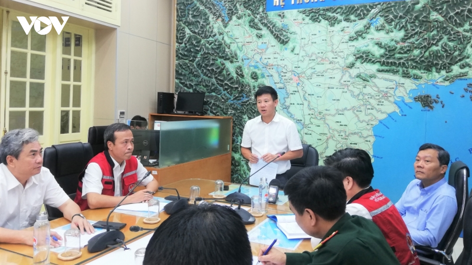 Theo dõi sát bão số 7, hướng dẫn tàu thuyền thoát ra khỏi khu vực nguy hiểm