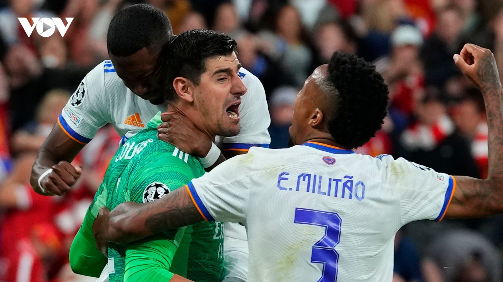 Real Madrid nhận tin dữ trước trận siêu kinh điển