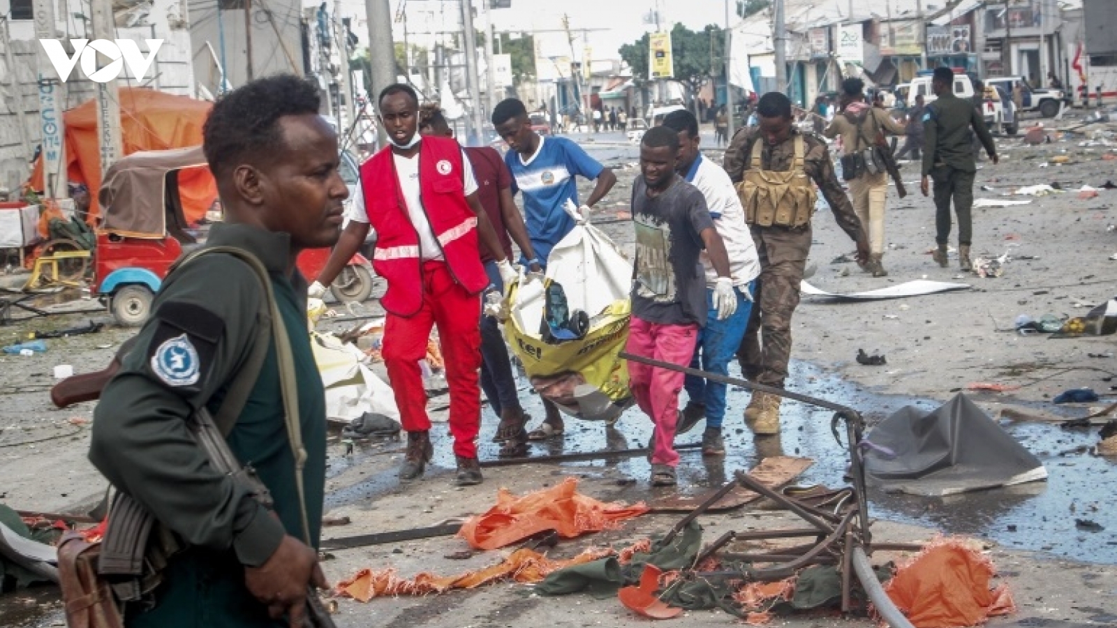 Đánh bom kép rung chuyển thủ đô Somalia làm 100 người thiệt mạng