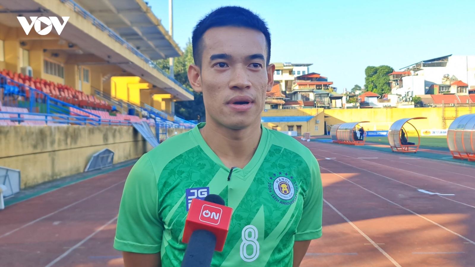 Cầu thủ Hà Nội FC nói điều bất ngờ về cổ động viên Nam Định