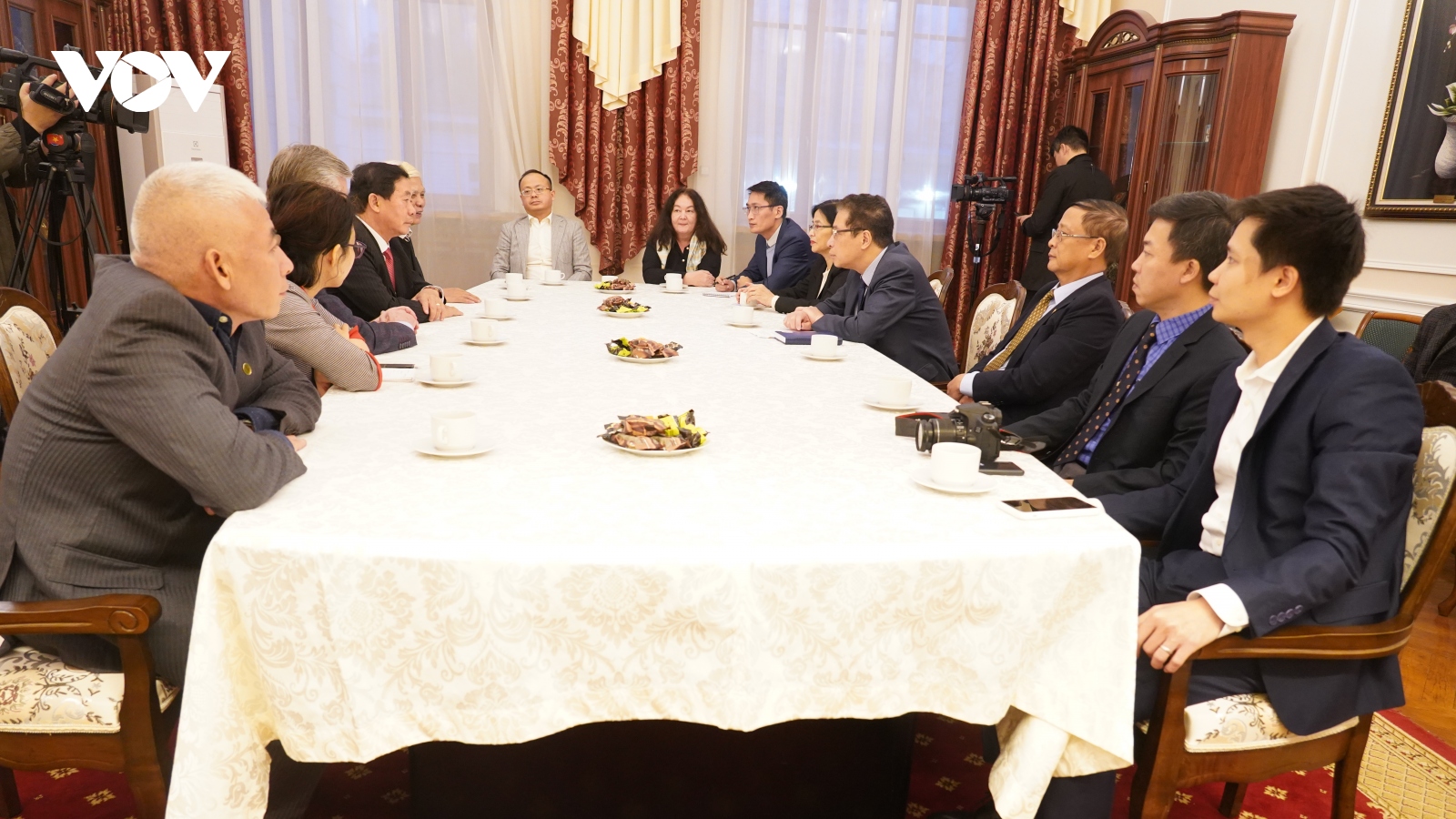 Việt Nam và Nga thảo luận các biện pháp tăng cường ngoại giao nhân dân 