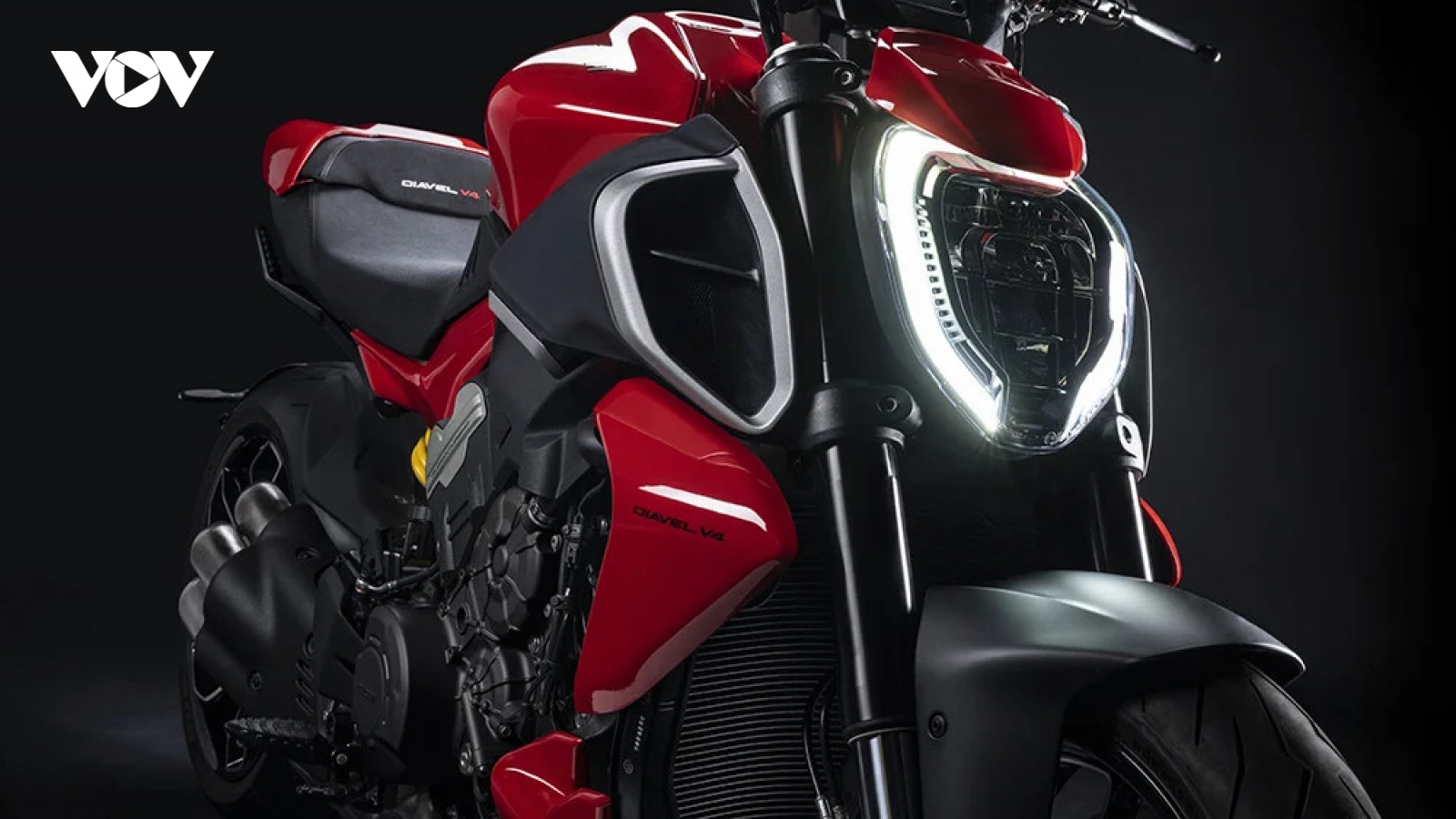 Ducati Diavel V4 2023 "lột xác" với diện mạo hoàn toàn mới