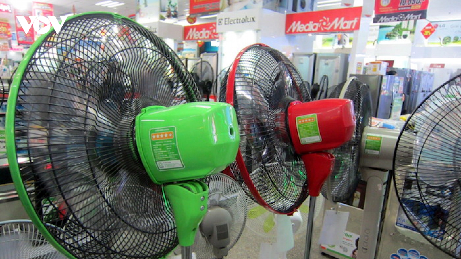 Tiết kiệm năng lượng để tuân thủ “luật chơi” quốc tế