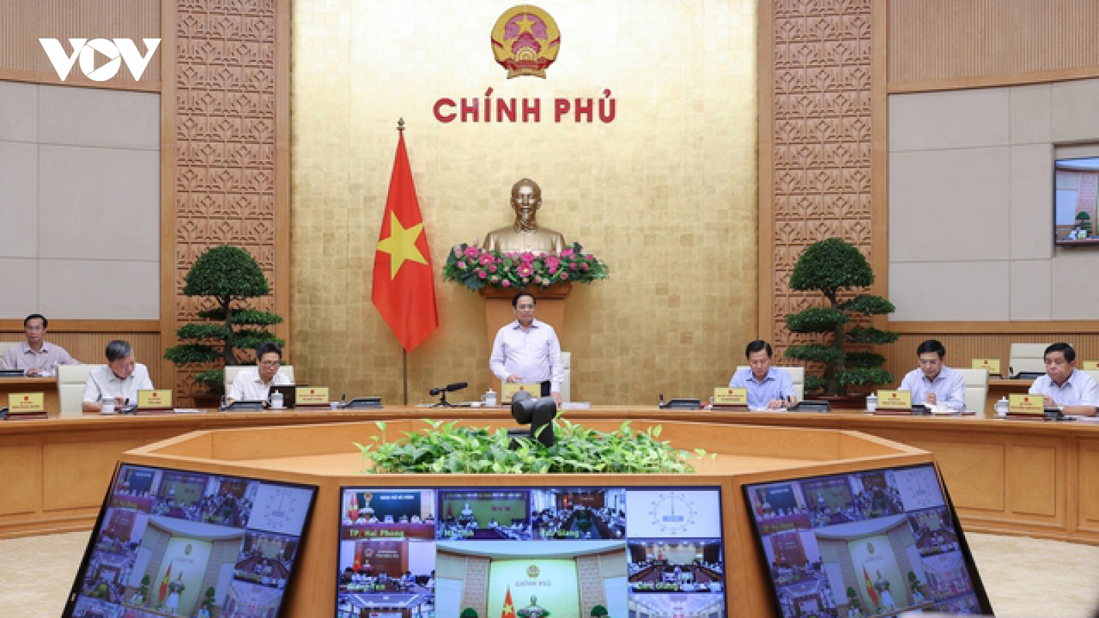 Chính phủ yêu cầu có phương án xử lý ngân hàng yếu kém