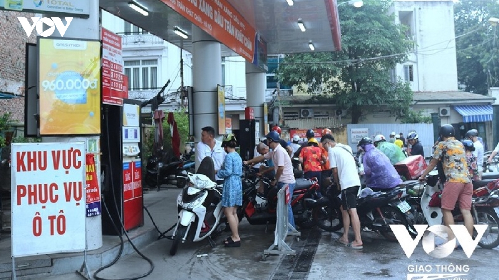 Ai quyết mức chiết khấu trong kinh doanh xăng dầu?