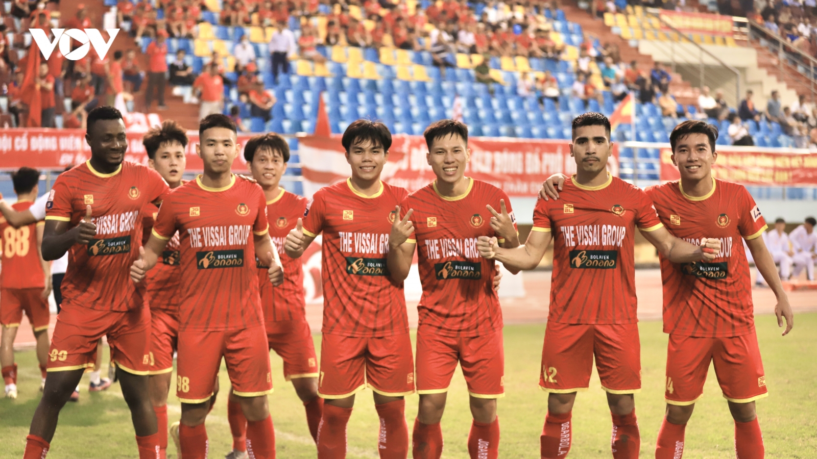 Cầu thủ của HAGL ghi siêu phẩm giúp CAND giành vé lên chơi ở V-League 2023