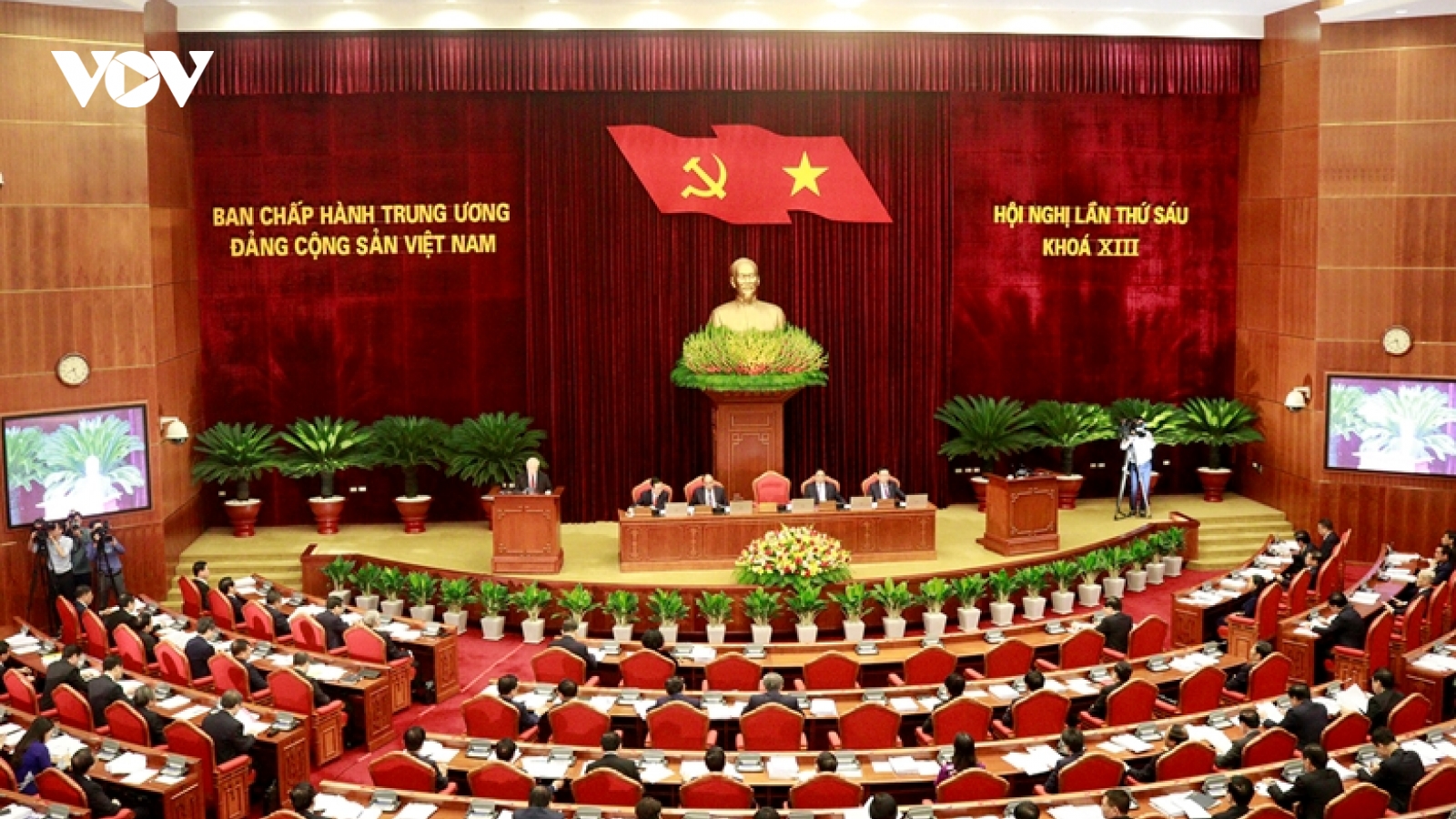5 vấn đề lớn được thảo luận tại Hội nghị Trung ương 6 khóa XIII