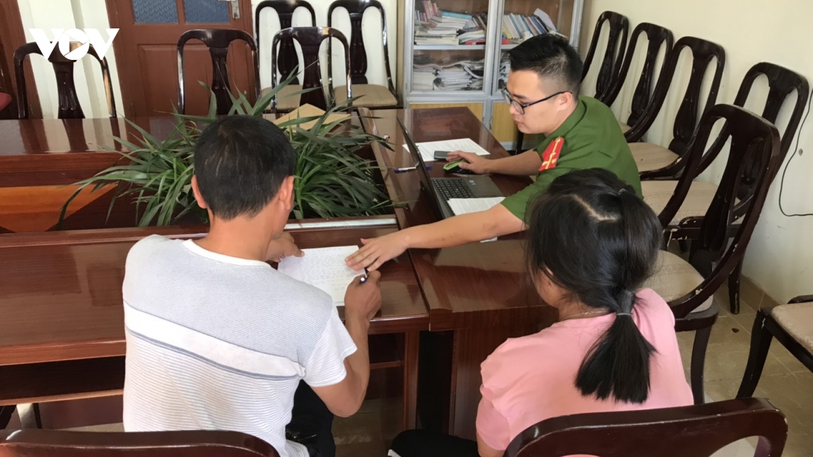 Giao cấu với trẻ khuyết tật, 6 thanh niên ở Bắc Kạn bị khởi tố